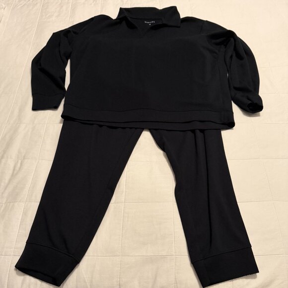 Softies V-Neck Black Jogger Suit - Picture 1 of 8
